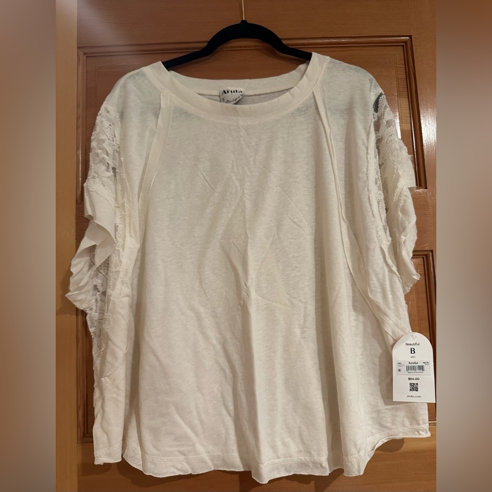 Arula Cream Lace Short Sleeve Top